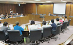 女性会 4月例会