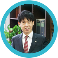 講師