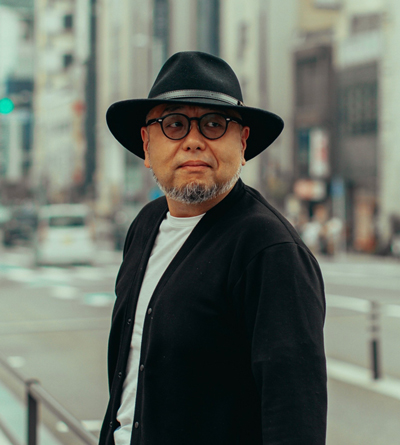 講師